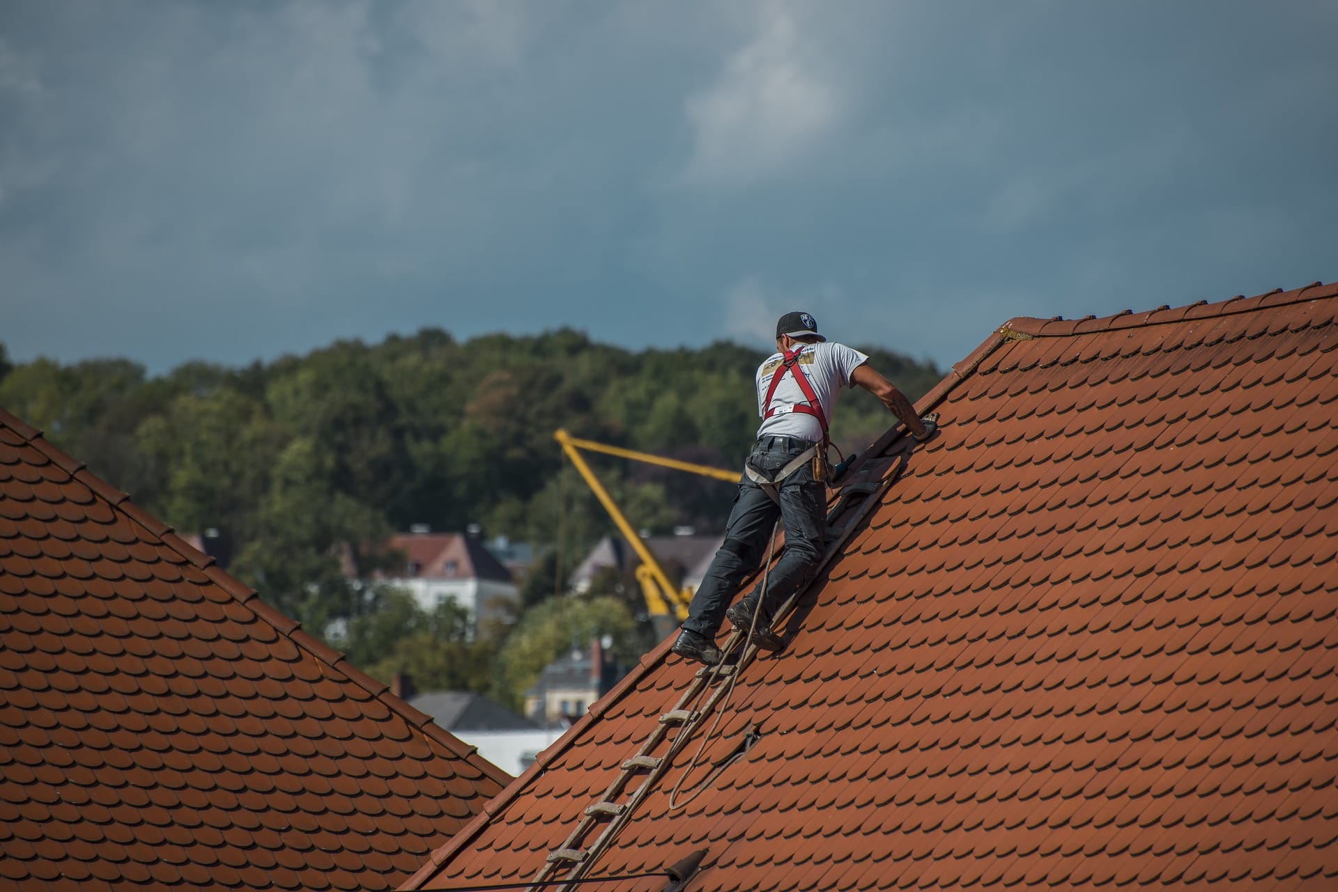 Dachdeckerfirma Arbeiten, Materialien und Kosten im Überblick